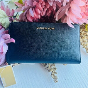 Michael Kors Pebbled Leather Phone Wallet Wristlet Black Gold NWT